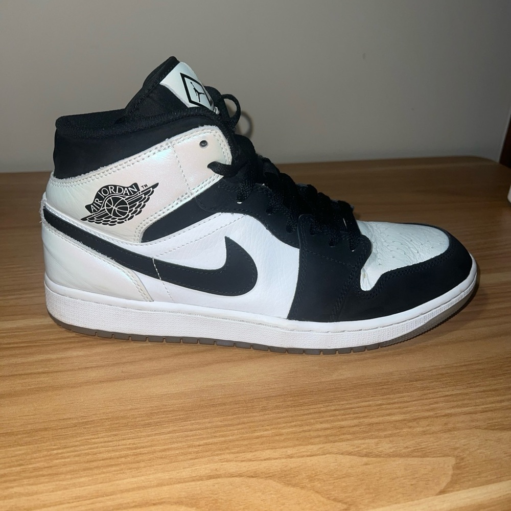 Jordan 1 mid diamond size 10.5 - Picture 3 of 16